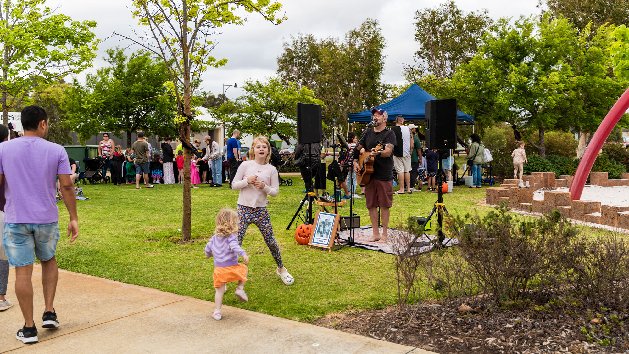 Meet and Treat in the park - Baldivis Parks Halloween Lantern Markets 2024